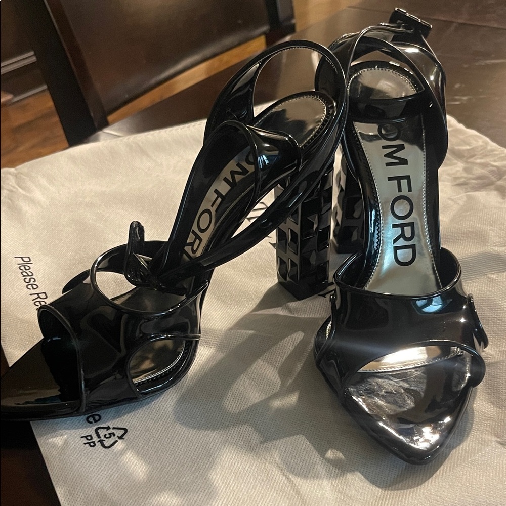 Tom Ford Black Patent Leather Sculptural Block Heel Sandals size 39